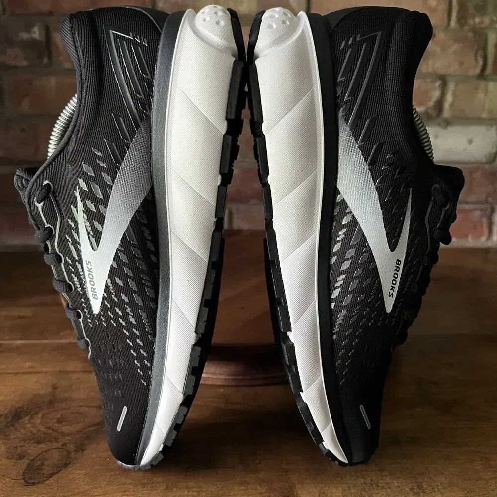 Brooks Ghost 13 Womens Size 9 Black White Neutral Cushion Running Shoes Sneakers